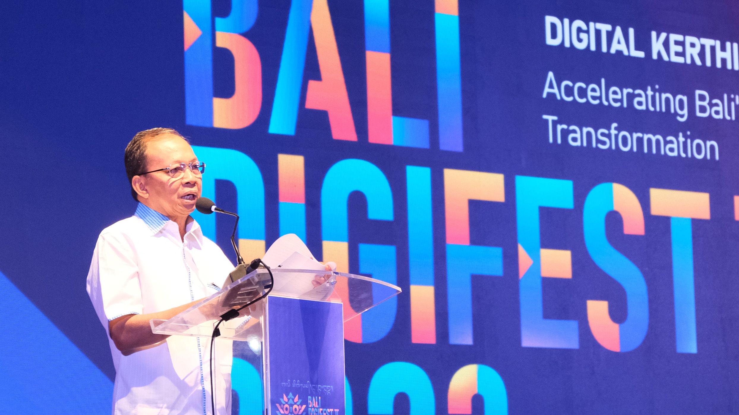 Gubernur Bali Wayan Koster Bali Digifest II 2023.jpg