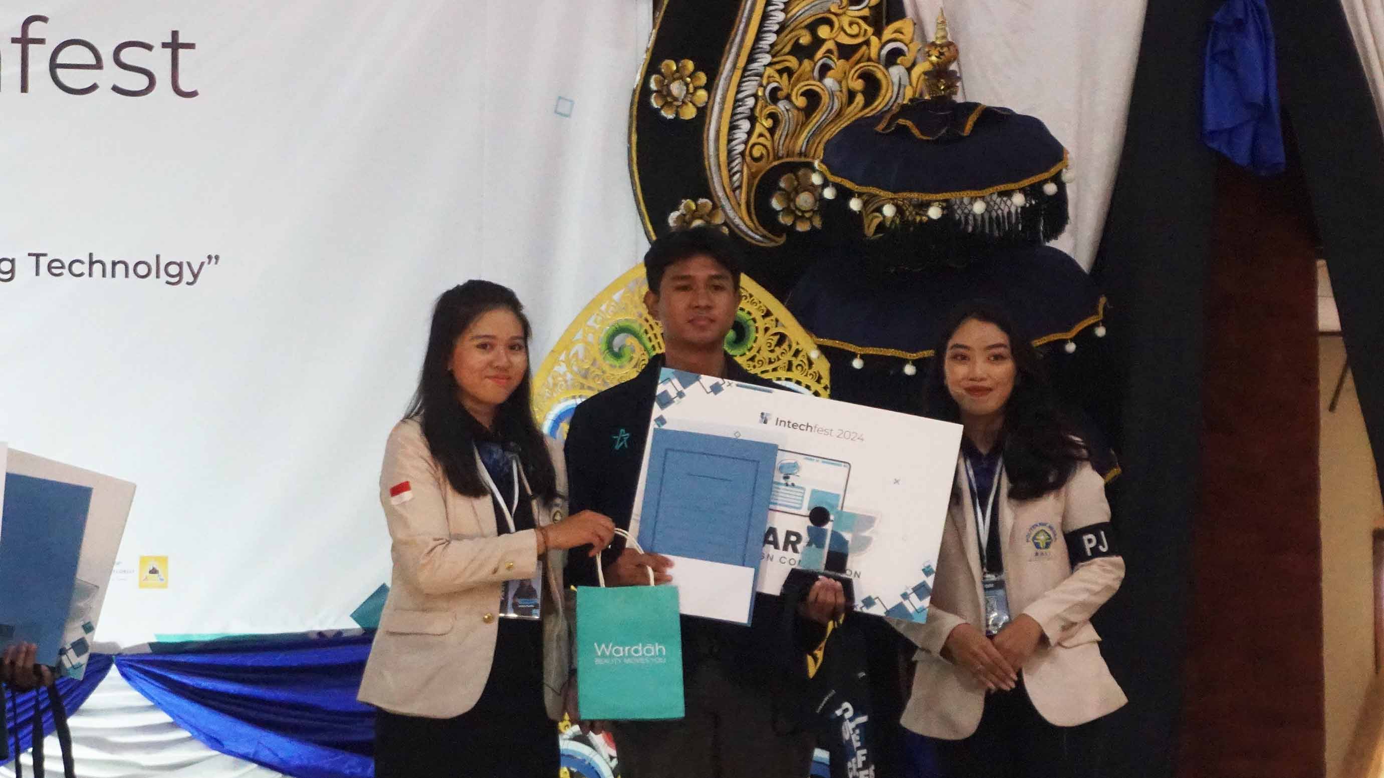 Mahasiswa Primakara University Juara 1 Web Design Nasional