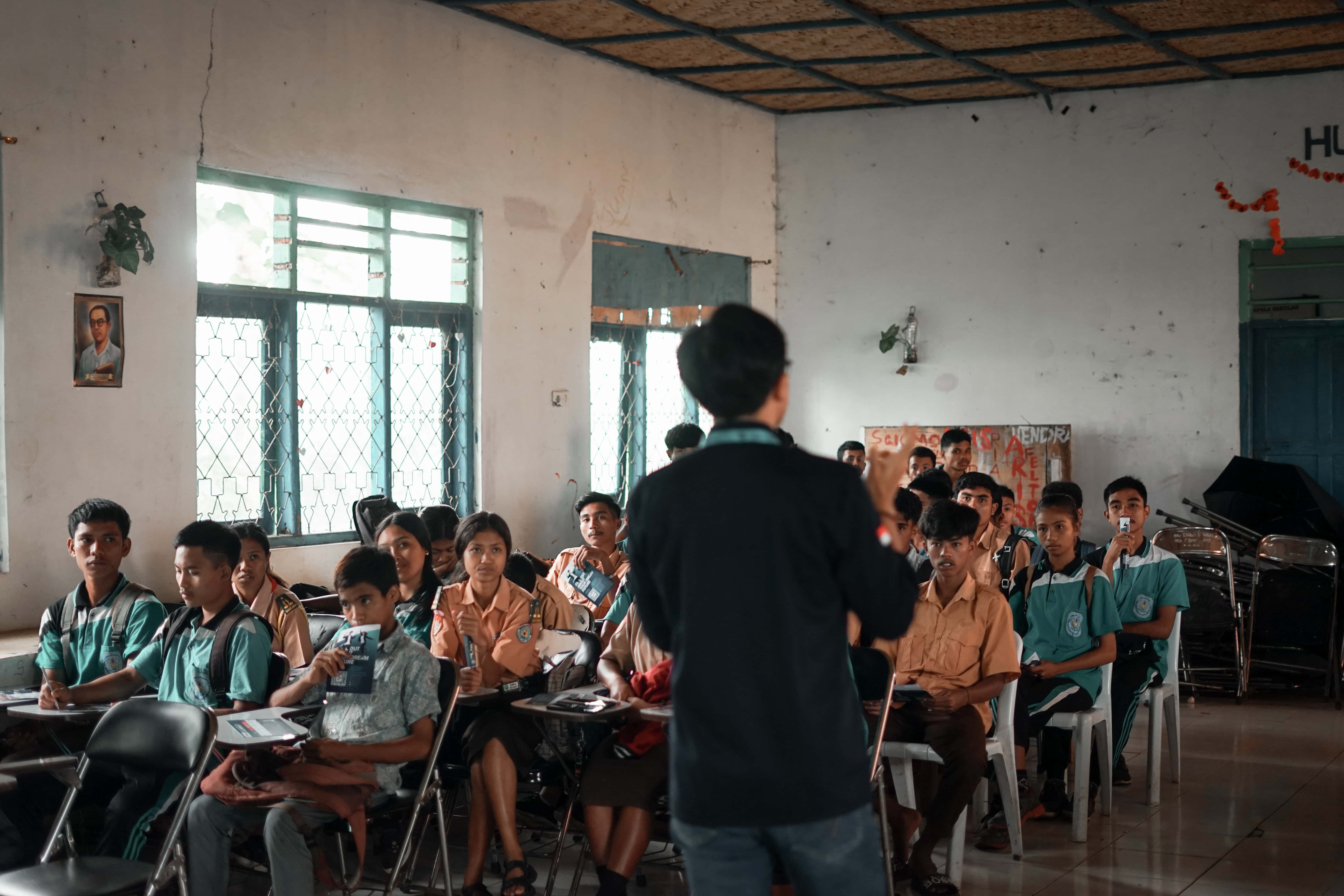 Roadshow Kreatif Digital STMIK Primakara di Sumba Nusa Tenggara Timur.jpg